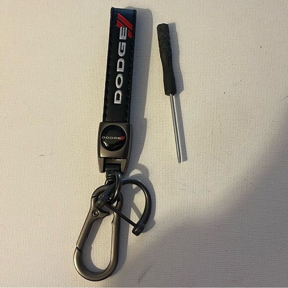 Dodge Challenger fob keychain in black NWT - Picture 2 of 5